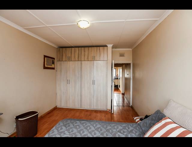 2 BEDROOM APARTMENT FOR SALE IN MORNINGSIDE